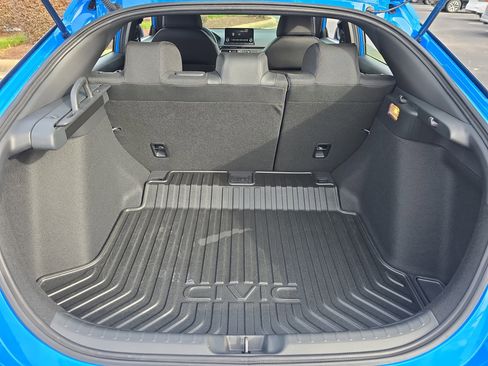 Used 2025 Honda Civic Sport image 13