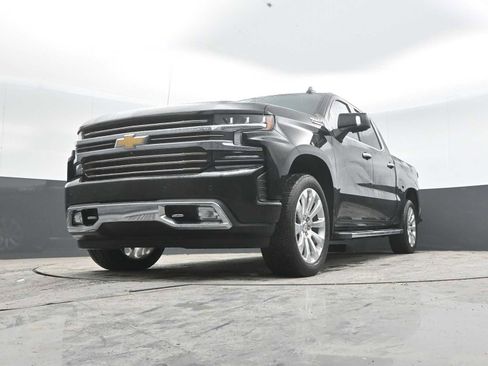 Used 2021 Chevrolet Silverado 1500 High Country w/ Technology Package AWD/4WD image 40