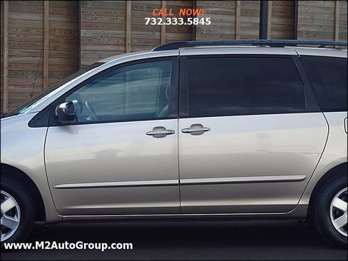 Used 2006 Toyota Sienna LE image 18