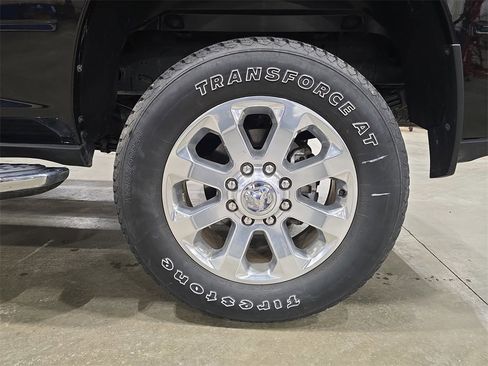 Used 2023 RAM 3500 Laramie image 33