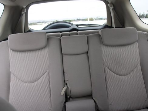 Used 2008 Toyota RAV4 Limited FWD image 21