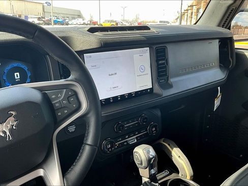 New 2025 Ford Bronco Badlands AWD/4WD image 7