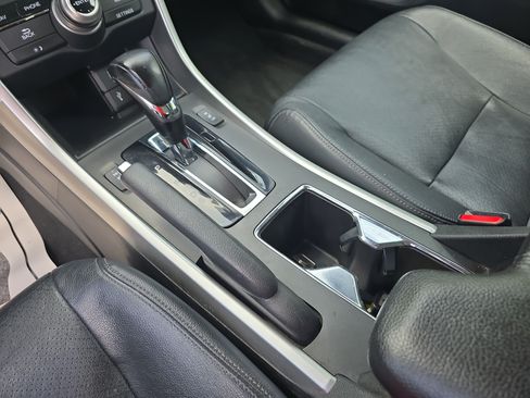Used 2015 Honda Accord Touring image 23
