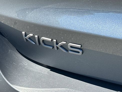 Used 2026 Nissan Kicks SV w/ SV Premium Package FWD image 32
