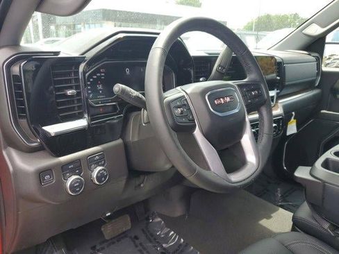 Used 2024 GMC Sierra 1500 SLE AWD/4WD image 17