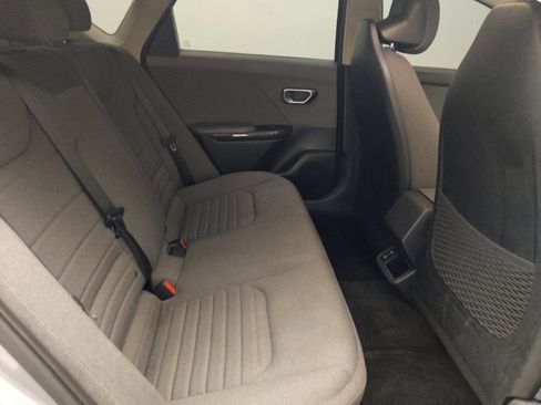 Used 2025 Kia K4 EX image 19