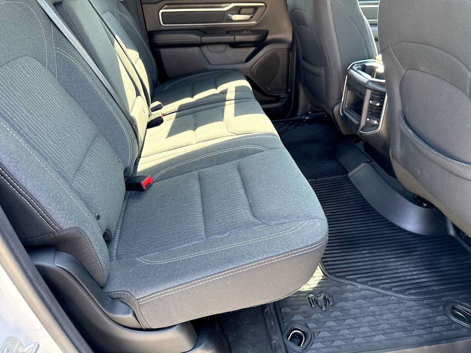Used 2019 RAM 1500 Big Horn AWD/4WD image 19