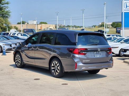 New 2026 Honda Odyssey EX-L image 4