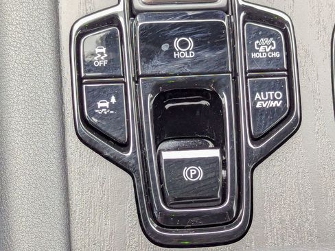 Certified 2025 Lexus RX 450h AWD w/ Luxury Package image 33