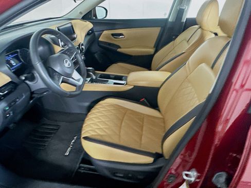 Used 2024 Nissan Sentra SV w/ SV Premium Package image 13