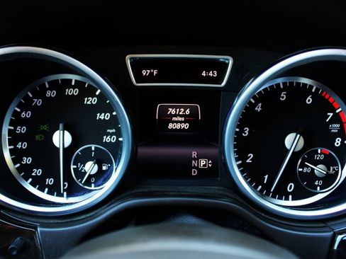 Used 2015 Mercedes-Benz ML 350 2WD image 23