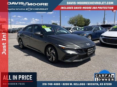 Used 2025 Hyundai Elantra Limited