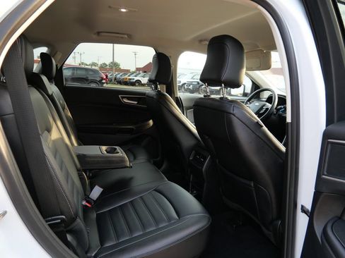 Used 2024 Ford Edge SEL w/ Convenience Package AWD/4WD image 14