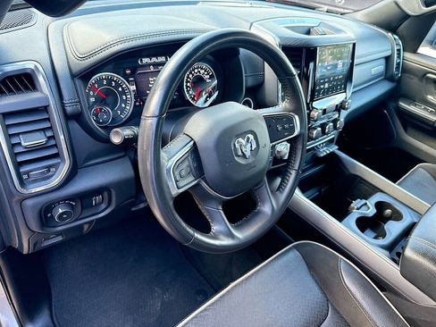 Used 2024 RAM 1500 Laramie AWD/4WD image 10