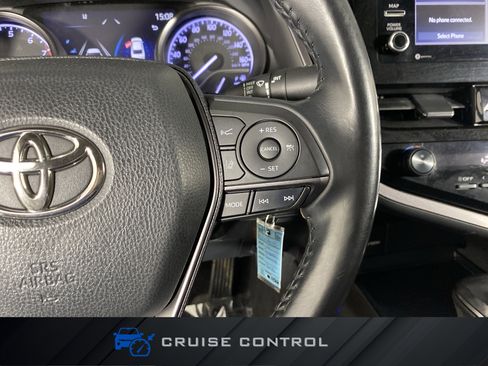 Used 2021 Toyota Camry SE AWD/4WD image 19