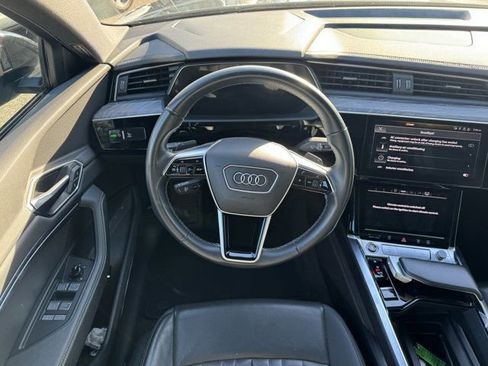 Used 2023 Audi e-tron Premium Plus AWD/4WD image 13