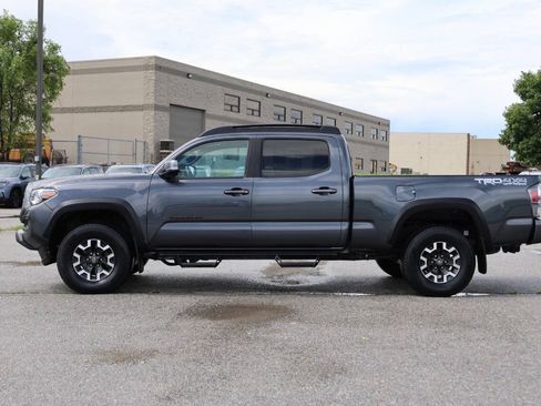 Used 2020 Toyota Tacoma TRD Off-Road w/ TRD Premium Off Road Package AWD/4WD image 8