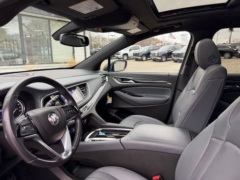 Used 2023 Buick Enclave Essence w/ Experience Buick Package image 19