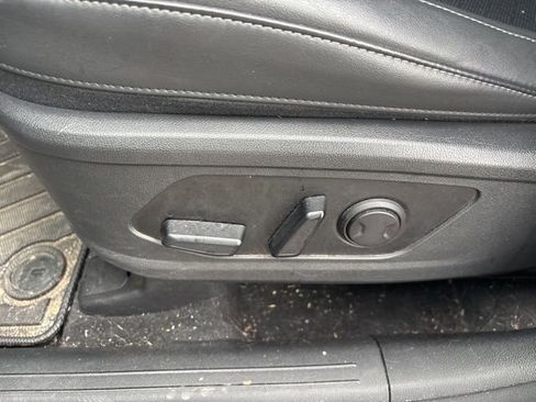 Used 2022 Kia Sorento S w/ Panoramic Sunroof Package image 16