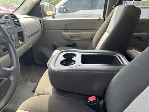 Used 2009 Chevrolet Silverado 1500 W/T RWD image 25