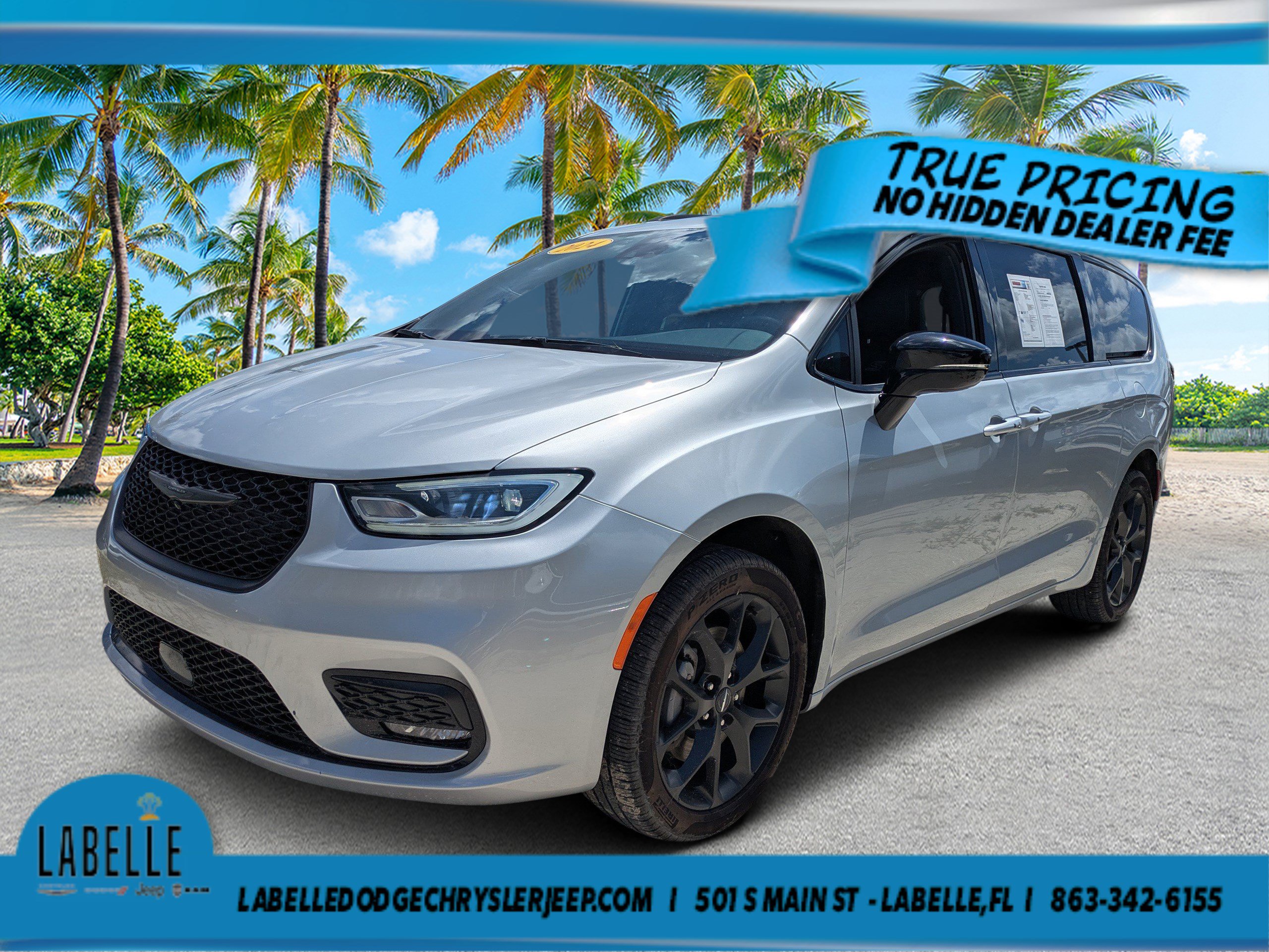 Used 2024 Chrysler Pacifica Limited w/ S Appearance Package AWD/4WD image 7
