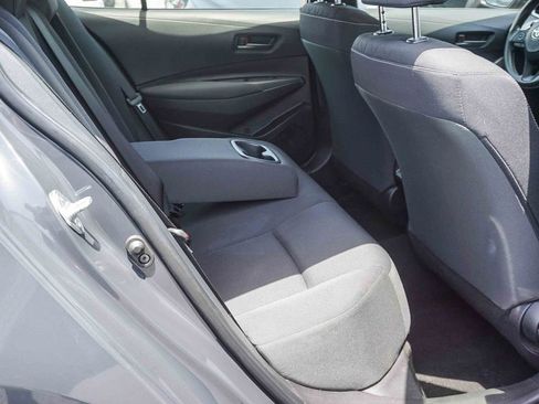 Used 2025 Toyota Corolla LE FWD image 13