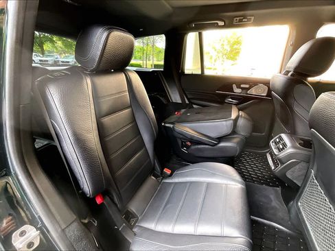 Used 2022 Mercedes-Benz GLS 450 4MATIC image 21