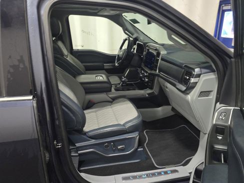 Used 2021 Ford F150 Limited image 10