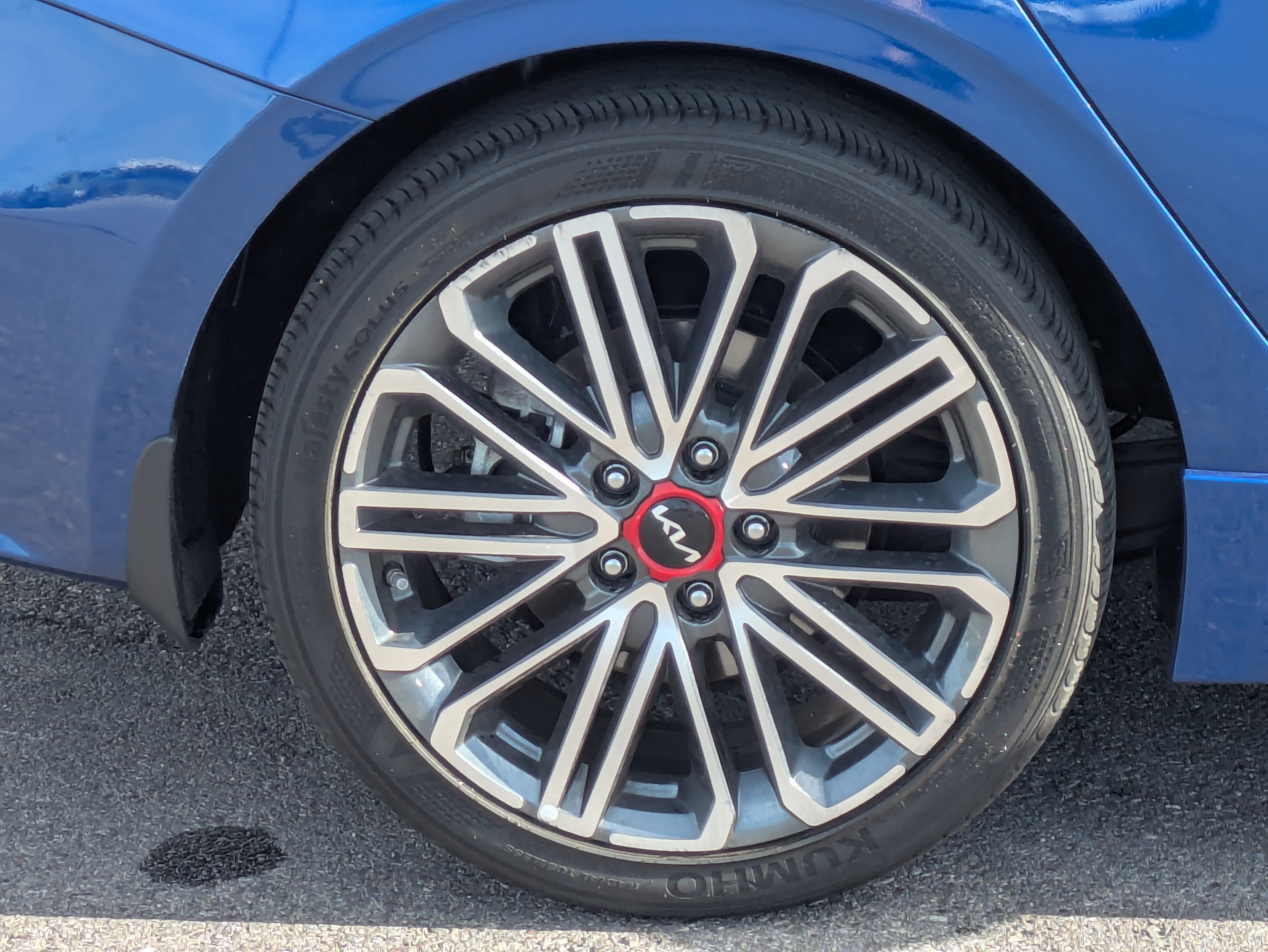 Certified 2024 Kia Forte GT FWD image 9
