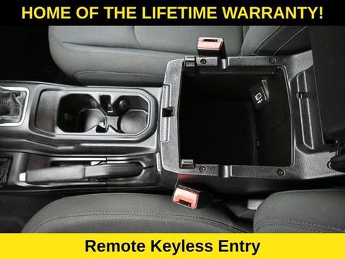 Used 2022 Jeep Wrangler Unlimited Sport AWD/4WD image 34
