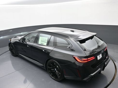 New 2027 BMW M5 Touring AWD/4WD image 34