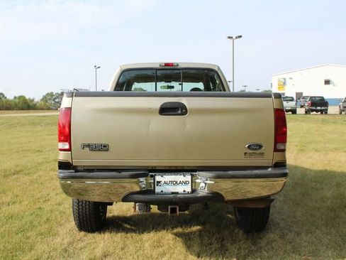 Used 2000 Ford F350 Lariat image 6