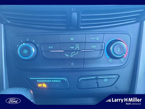 Used 2017 Ford Escape S image 29