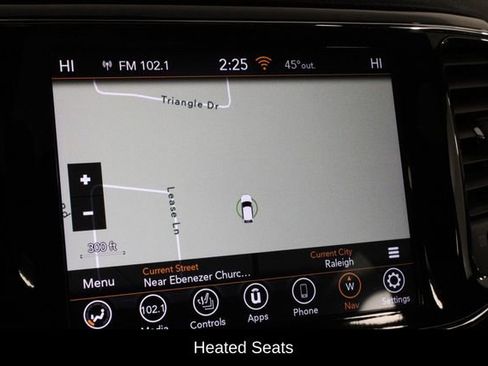 Used 2022 Jeep Grand Cherokee Limited image 8