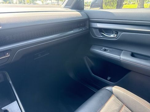 Used 2025 Honda CR-V Sport-L image 17