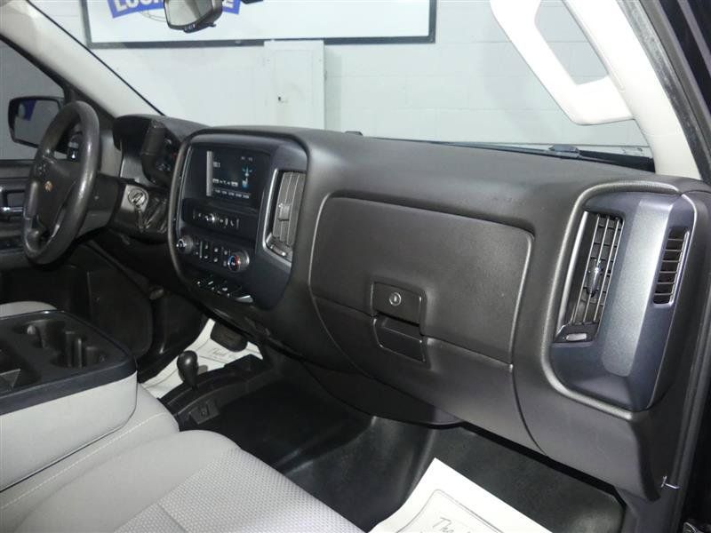 Used 2018 Chevrolet Silverado 1500 W/T w/ Black Out Edition AWD/4WD image 21