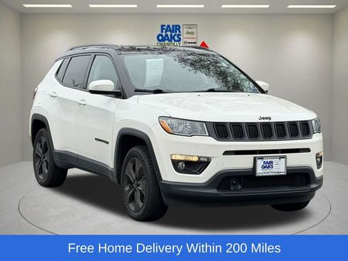 Certified 2020 Jeep Compass Latitude AWD/4WD image 1
