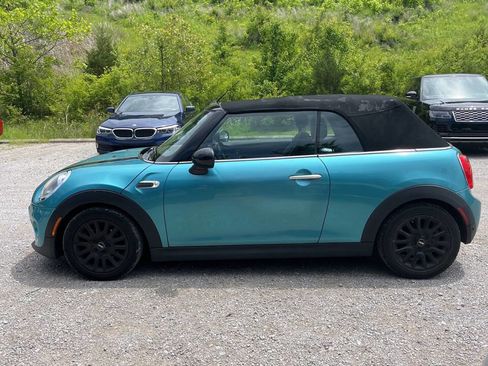 Used 2018 MINI Cooper Convertible FWD image 3