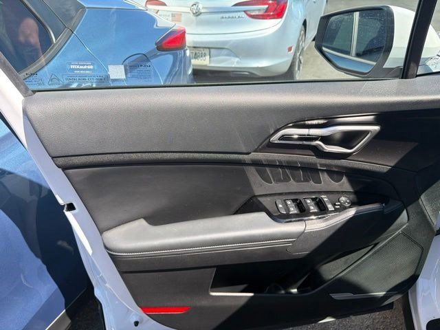 Certified 2024 Kia Sportage EX AWD/4WD image 31