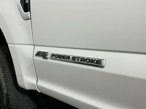 Used 2019 Ford F250 Lariat w/ Lariat Value Package AWD/4WD image 26