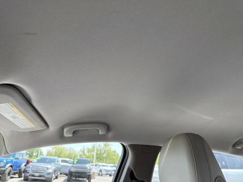 Used 2017 Chevrolet Malibu LT w/ Leather Package FWD image 30