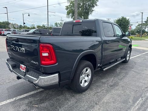 Used 2026 RAM 1500 Big Horn AWD/4WD image 3