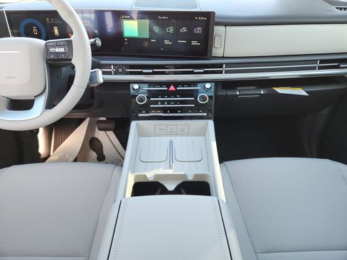 New 2026 Hyundai Santa Fe SE image 13