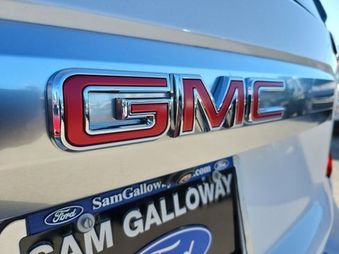 Used 2023 GMC Yukon Denali image 13