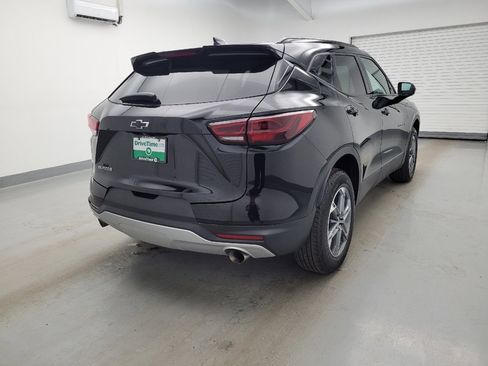 Used 2023 Chevrolet Blazer LT w/ Convenience Package FWD image 9