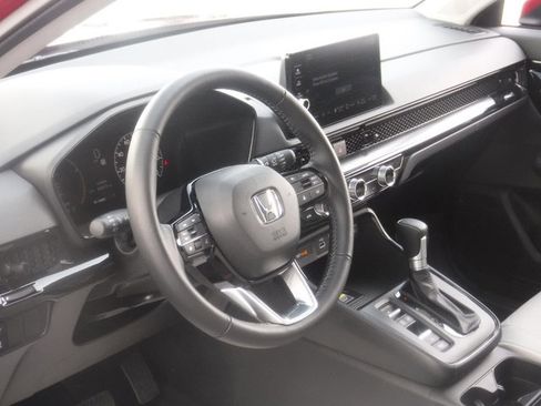 Used 2025 Honda CR-V EX-L image 14