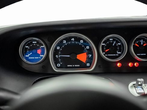 Used 2005 Ford GT image 45