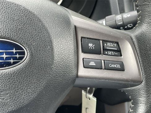 Used 2015 Subaru Forester 2.5i Limited AWD/4WD image 29