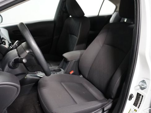 Used 2024 Toyota Corolla LE FWD image 6
