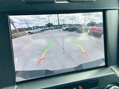Used 2018 Ford F150 XLT w/ Equipment Group 302A Luxury AWD/4WD image 13